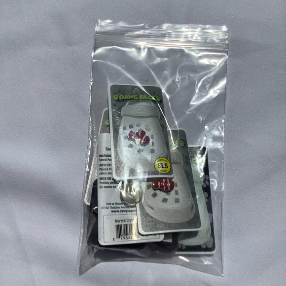 Dawgs Tag Smiley Clown Fish Magenta Pink - Picture 4 of 5